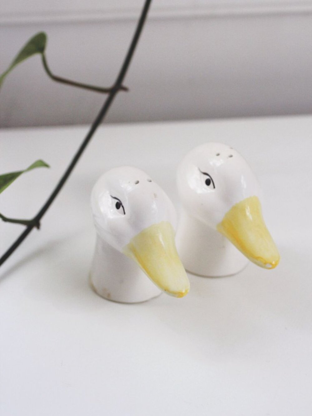 Vintage Ceramic Duck Goose Salt Pepper Shakers Hand-Painted Cottagecore Farmhous